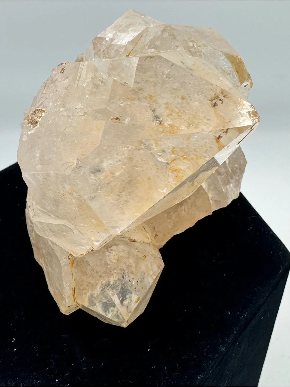 Hashupi Quartz Pakistan